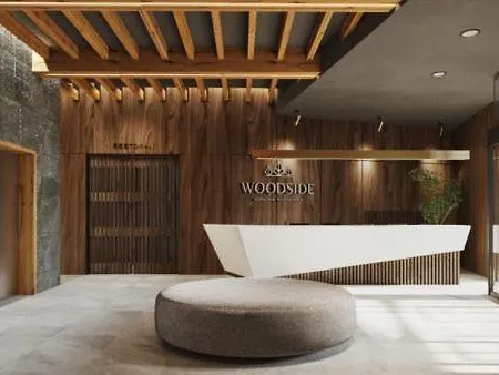 Woodside 212