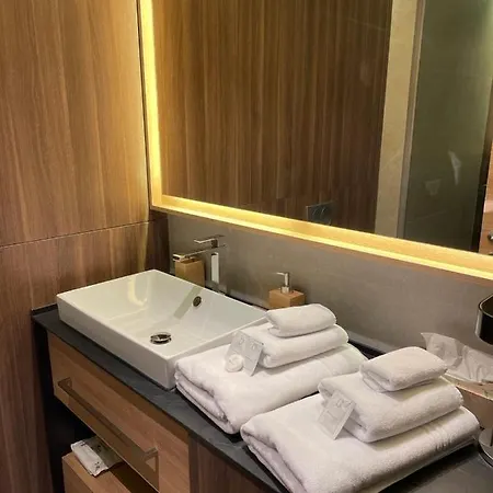 Woodside 212 كوباونيك